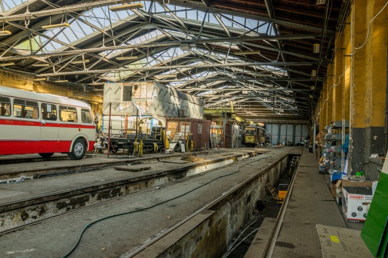 Vitézy: 290-ről 170-re csökkent az alkatrészhiányos Volánbuszok