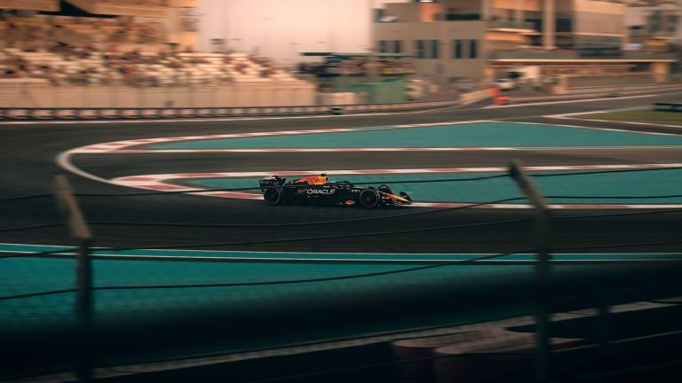 Magyar Péter Domenicalival tárgyalt: 2032 után is maradna az F1
