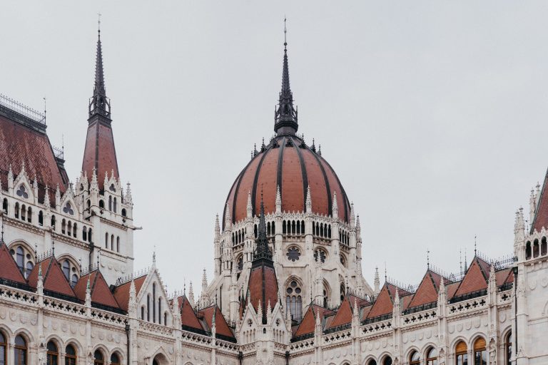 Az ÁSZ visszautasítja a kormány felülvizsgálati tervét