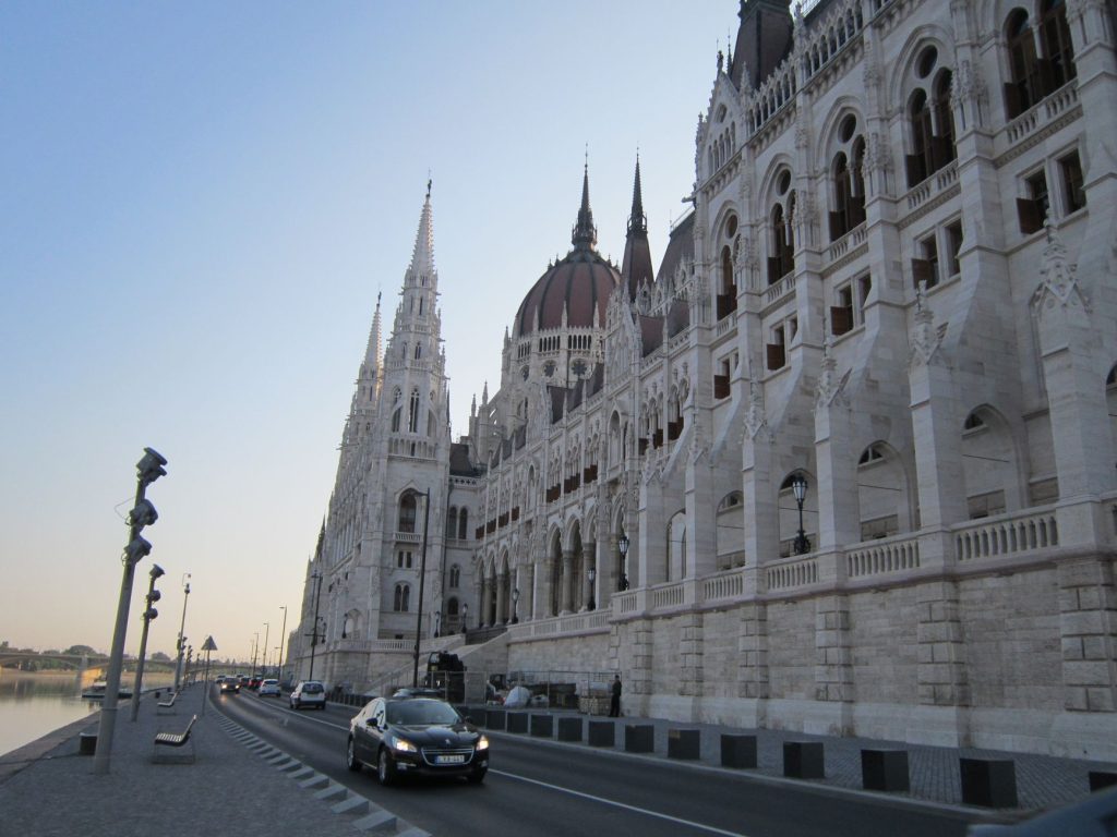 Magyar Péter a Hungaroringnál: 90 milliárdos átvilágítás jön – Politika | Budapest