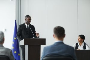 Magyar Péter: nem mert jelöltet indítani a Fidesz Békéscsabán