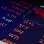 Tőzsdei iránykeresés: OTP-akvizíció, olajár és geopolitika – Gazdaság | Budapest
