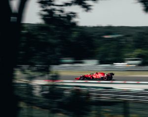 Magyar Péter elmagyarázta a Norris-Verstappen tréfát