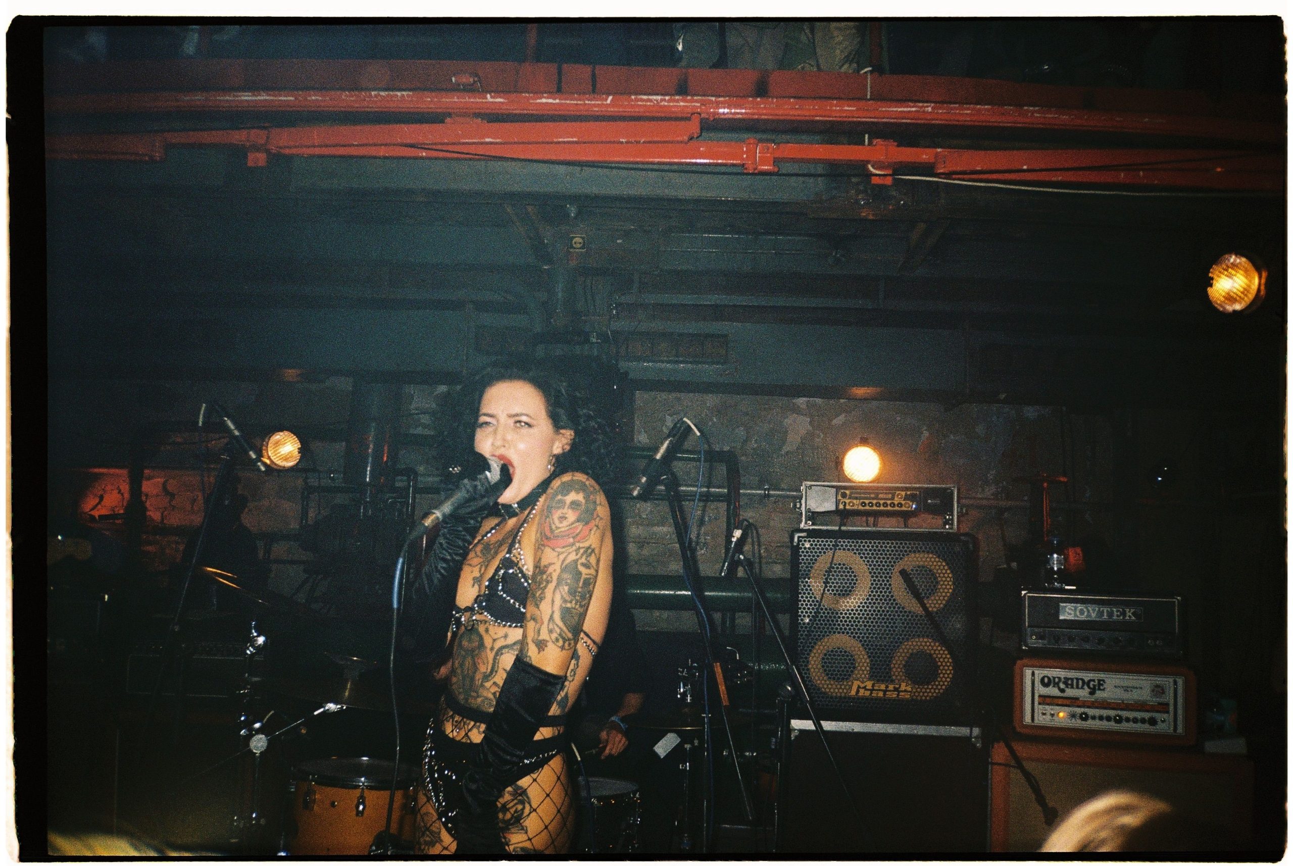 Ötvenéves a punk: a Sex Pistols feat Frank Carter Budapesten – Zene | Budapest
