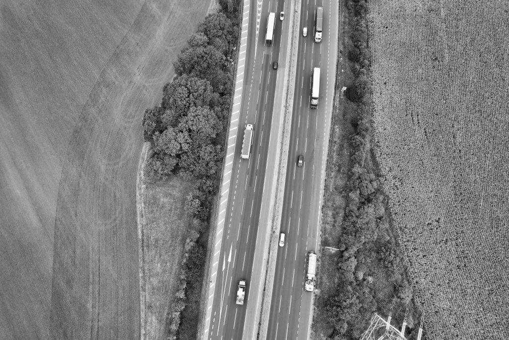 Tréler borult az -esen: kilométeres dugók mindkét irányban – Belföld | Pécs