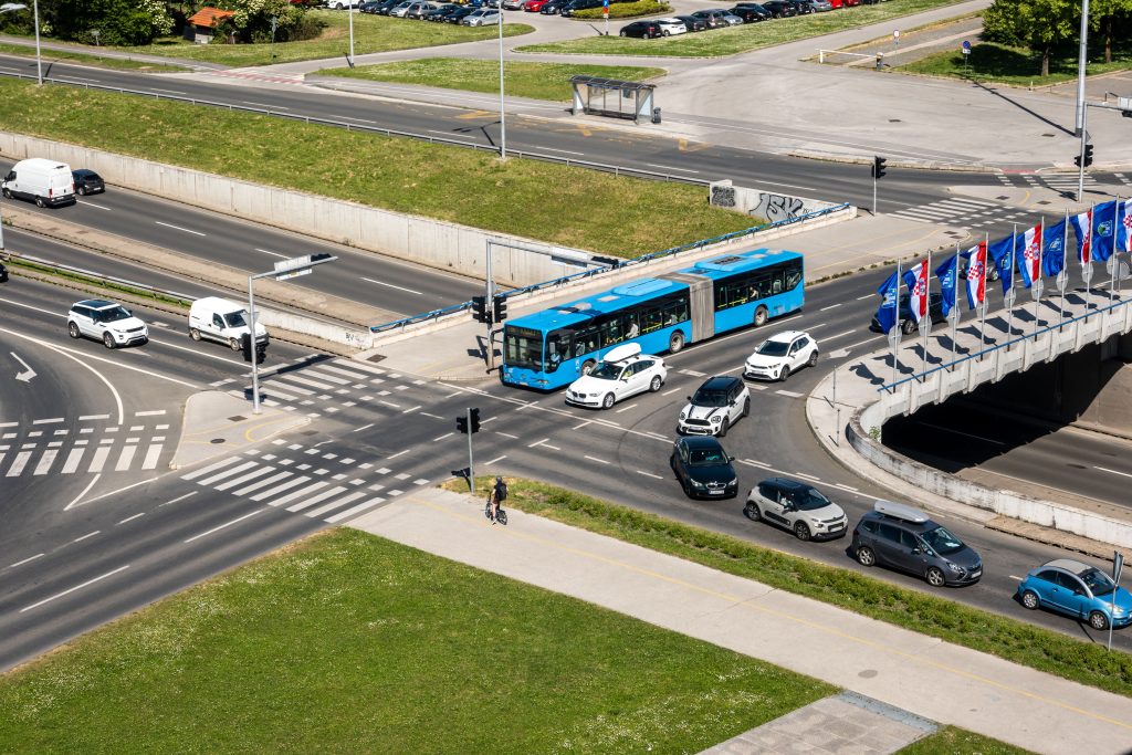 Könnyebb visszaküldés: új uniós szabály lépett életbe a webáruházaknál – Gazdaság | Pécs
