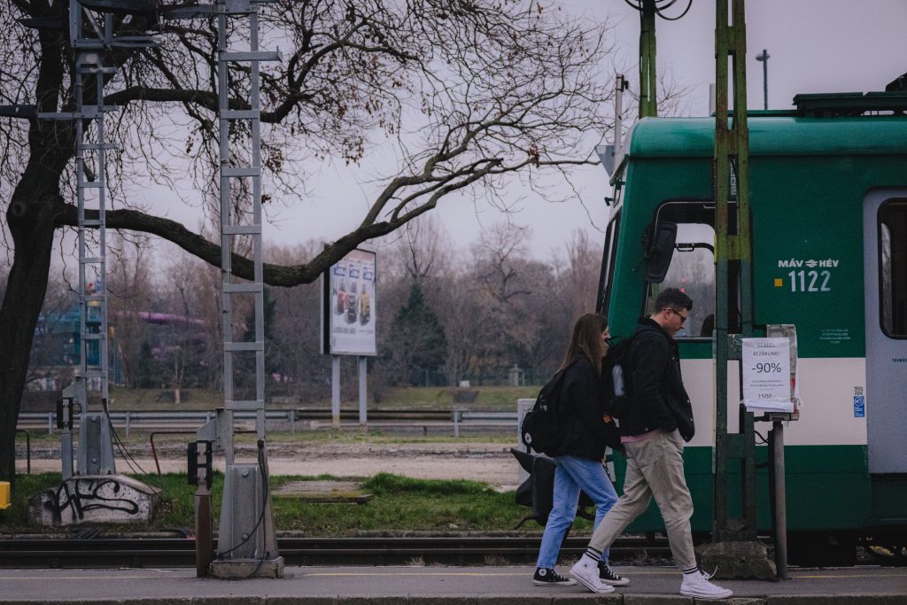 Zajos éjszakák jönnek: MÁV munkák a Pécs-Dombóvár vonalon – Belföld | Pécs