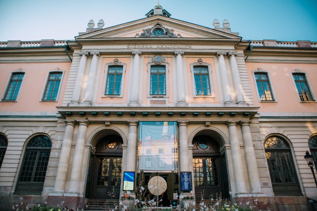 Nobel-díjas Aghion: Az AI forradalmasítja a gazdaságot, de – Gazdaság | Pécs