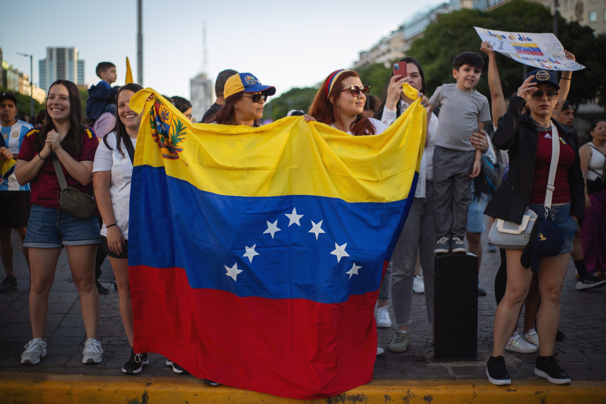 Kettős földrengés sújtja Venezuelát: rendkívüli állapotot – Hírek | Pécs