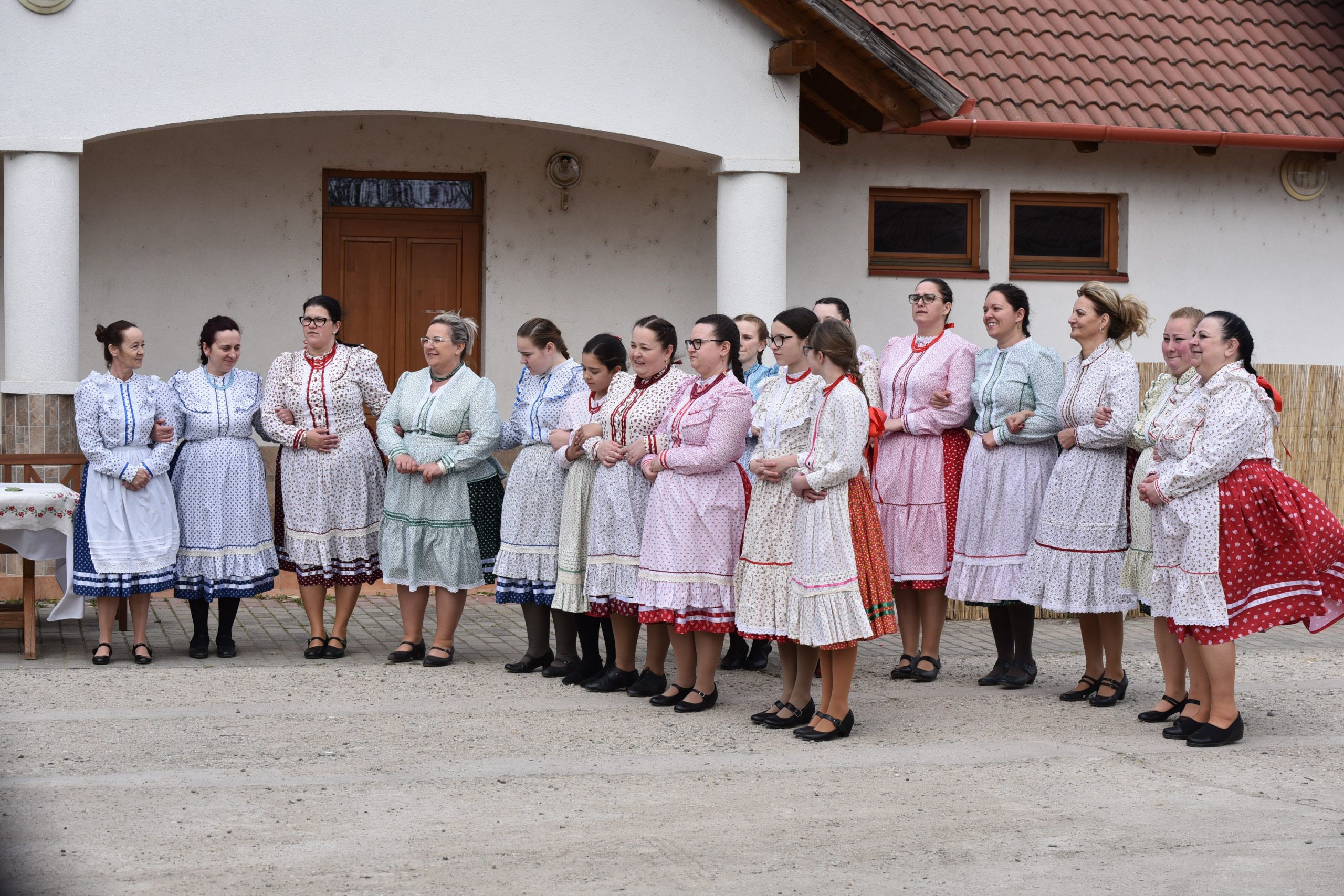 Ezüstérmes a magyar női párbajtőrcsapat az Eb-n – Sport | Pécs