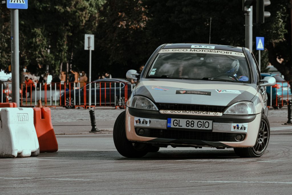 Felbőgtek a motorok: Ünnepélyesen elrajtolt az 59. Mecsek Rallye Pécsett – Közélet | Pécs