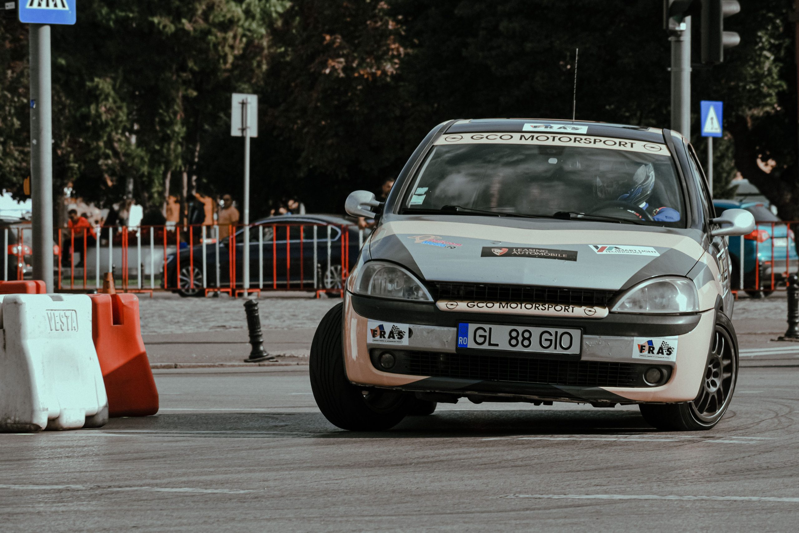 Felbőgtek a motorok: Ünnepélyesen elrajtolt az 59. Mecsek Rallye Pécsett – Közélet | Pécs