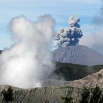 Etna kitört: másfél kilométeres hamufelhő és reptérzár Catania – Foci | Pécs