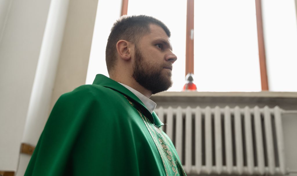 Osztie Zoltán bocsánatot kért, de a Tisza-kritika él