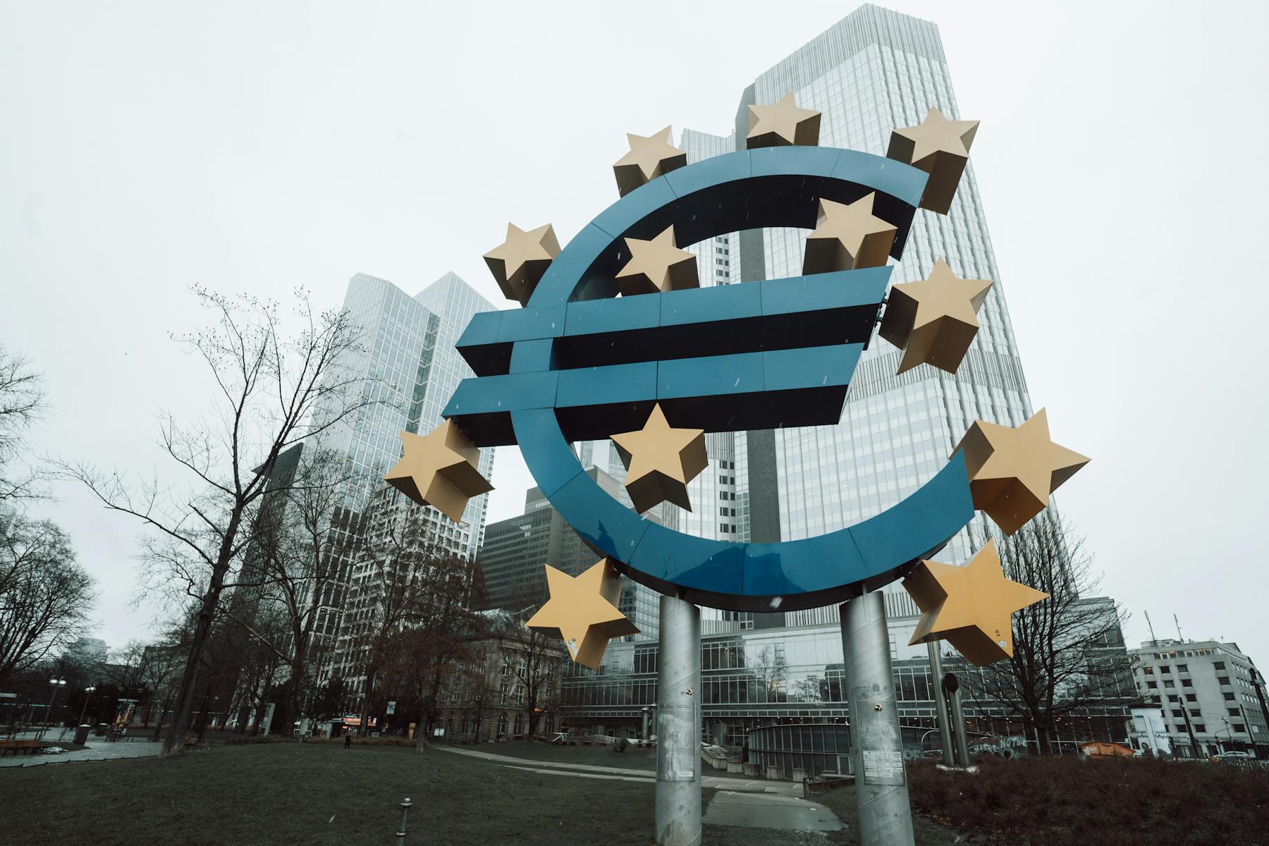 Központi bank épület euro forint