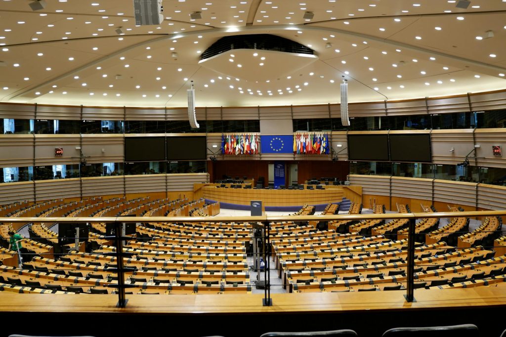 Európai Unió zászlók Brüsszel előtt